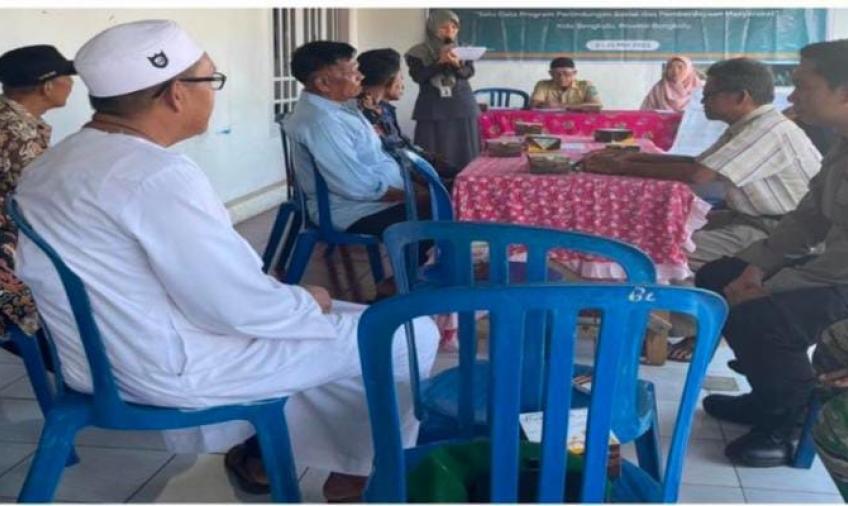 Dengarkan Keluhan Warga, Polsek Ratu Agung Jumat Curhat di Kantor Lurah Kebun Beler  