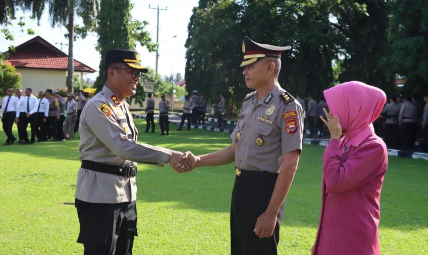 Kapolres Bengkulu Selatan Lantik Kabag SDM Kompol A.Munawan Menjadi Berpangkat AKBP Pengabdian