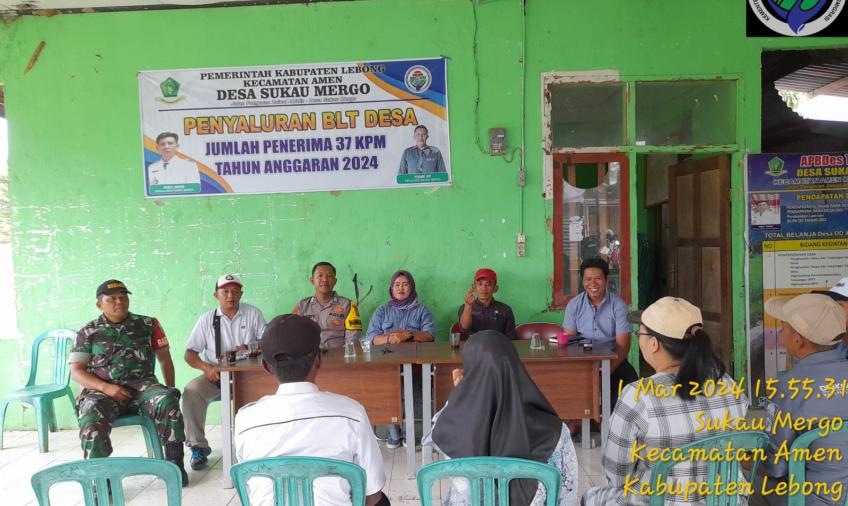 Bhabinkamtibmas Polsek Lebong Utara Hadiri Musdes di Desa Sukau Mergo