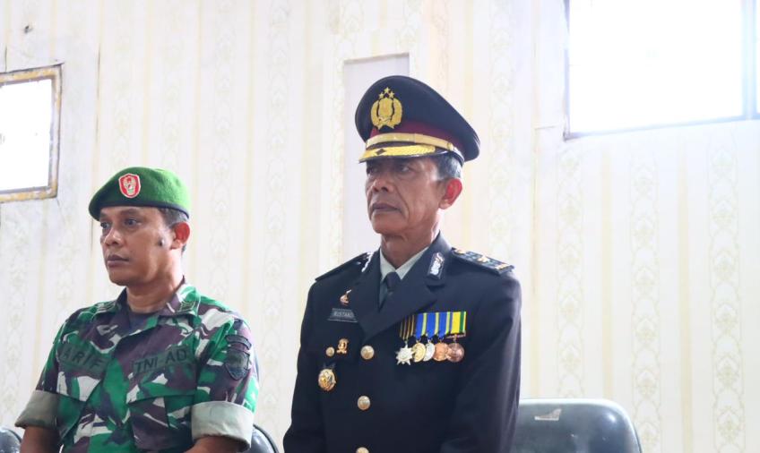 Kabagren Polres Lebong Hadiri Pelantikan PAW Anggota DPRD Lebong