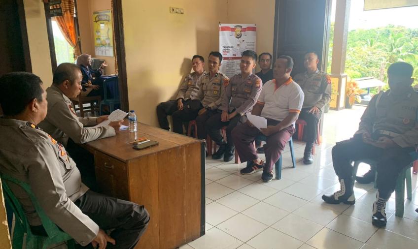 Polres Bengkulu Utara Melaksanakan Supervisi Bidang SDM  Bengkulu Utara - Untuk meningkatkan kemampuan Jajaran Polres Bengkulu Utara Polda Bengkulu, Bagian Sumber Daya Manusia (SDM) Polres Bengkulu utara Polda Bengkulu melakukan kunjungan Supervisi ke Wil