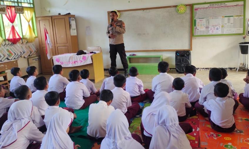 Polsek Giri Mulya Lakukan Sosialisasi Anti Bulying vdi SDN 107 Bengkulu Utara