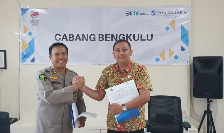 Penandatanganan Komitmen Kerjasama Antara PT Jasa Raharja Cabang Bengkulu dengan RS UMMI dan RS Bhayangkara Bengkulu