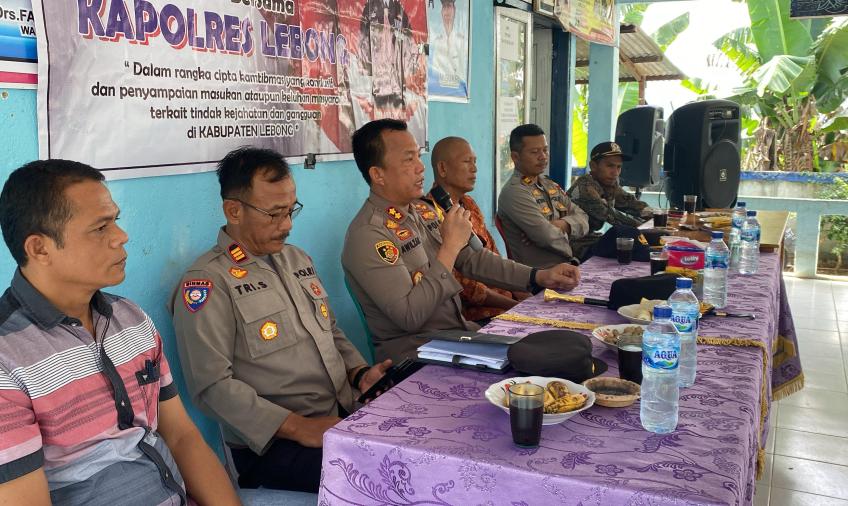 Jumat Curhat, Kapolres Lebong Terima Aspirasi Warga Desa Mangkurajo