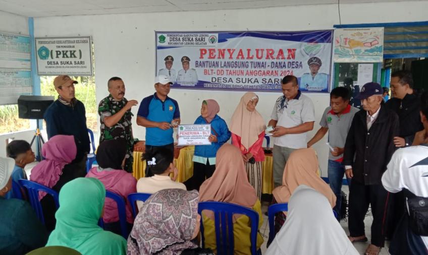 Kapolsek Lebong Selatan Hadiri Pembagian BLT DD di Desa Sukasari