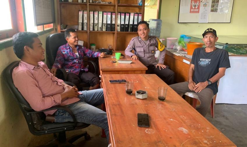 Bhabinkamtibmas Polsek Pino Raya Sambang Warga, Imbau Jaga Kamtibmas Usai Pemilu 2024