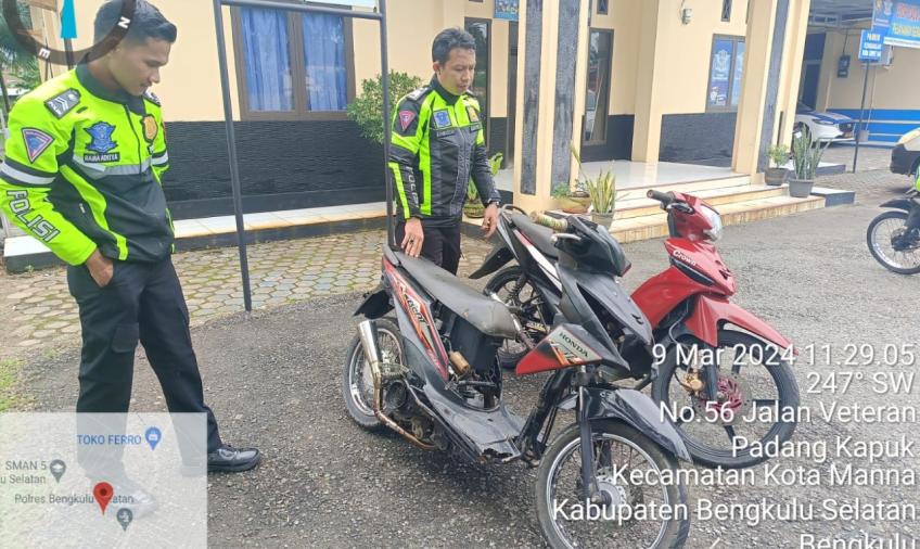 Polisi Lantas Polres BS Amankan Pengendara dan Motor Knalpot Brong  