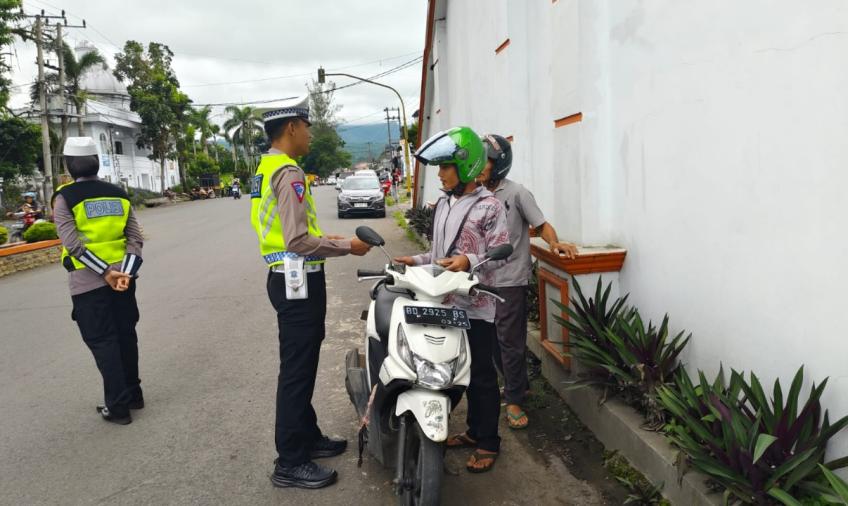 Ops Keselamatan Nala 2024, Satlantas Polres Kepahiang Laksanakan Sosialisasi dan Berikan Edukasi Ke Masyarakat