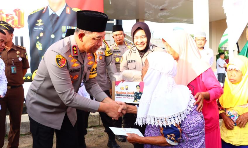 Terima Bansos dari Kapolda, Warga Lebong Ucapkan Terimakasih