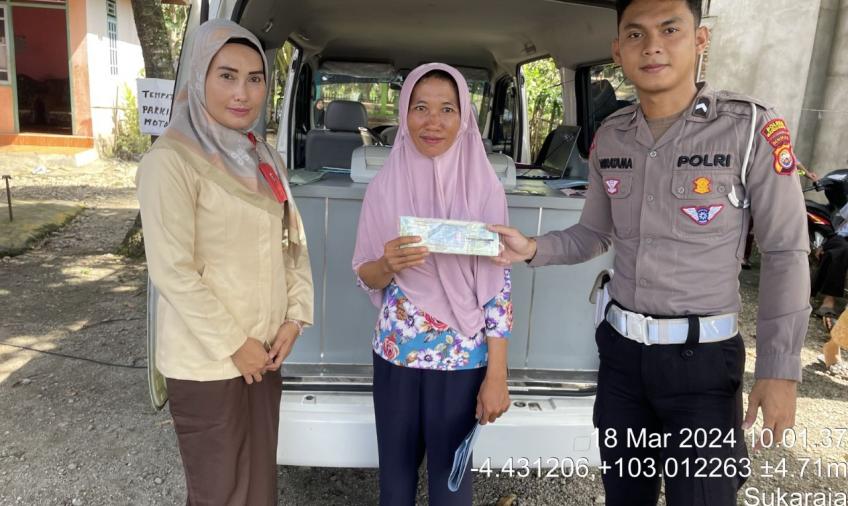 Polres BS, Pelayanan Samsat Bagi Wajib Pajak, di Kecamatan  Seginim 