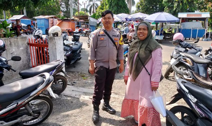 Sampaikan Imbauan Bhabinkamtibmas Polsek Kota Manna Kepada Warga di Kelurahan Kampung Baru 