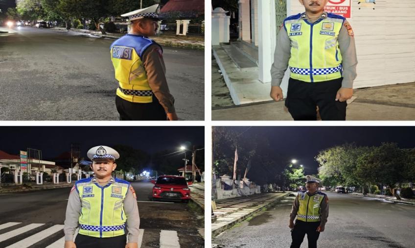 Sat Lantas Polresta Bengkulu Pengamanan Shalat Subuh di Masjid At-Taqwa