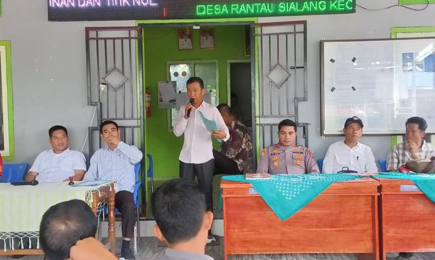 Kapolsek Kedurang Ilir Hadiri Penetapan Titik Nol Pembangunan Desa Rantau Sialang   