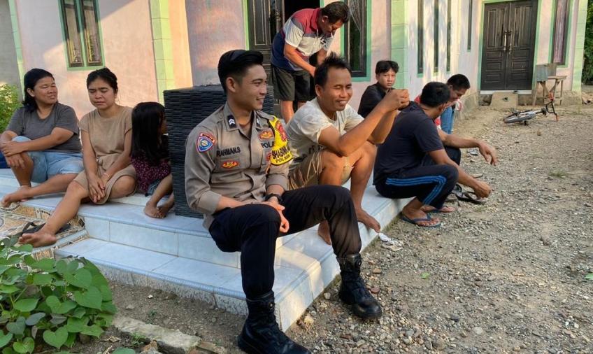 Imbauan Bhabinkamtibmas Polsek Seginim Kepada Warga Masyarakat Desa Muara Pulutan 