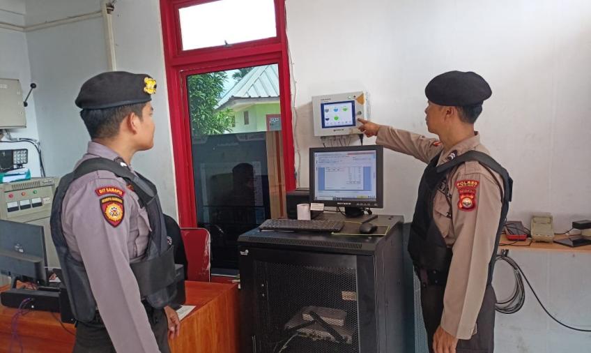 Pastikan Ketersedian BBM Aman, Personel SatSamapta Polres Mukomuko Cek SPBU 