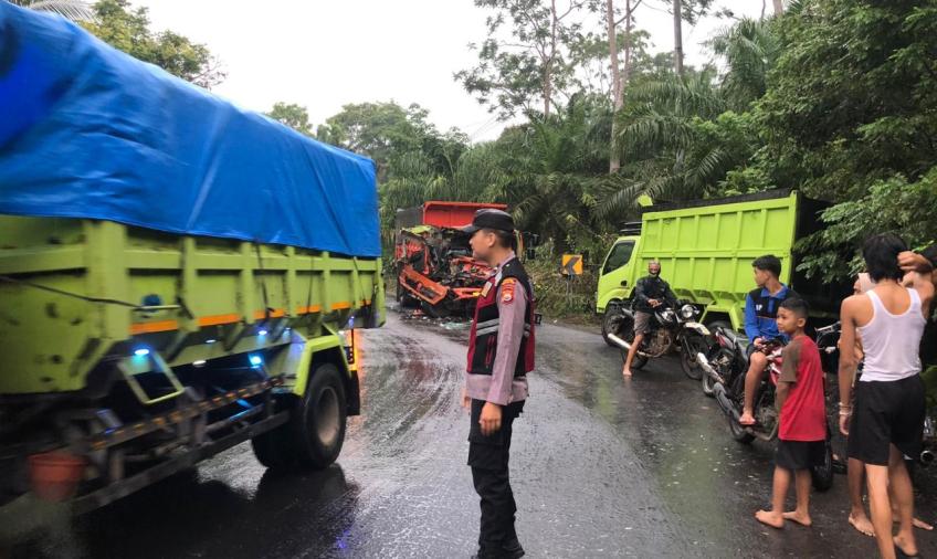 Dalam Sehari Terjadi 2 Kali Laka Lantas Di Wilayah Hukum Polsek Batiknau