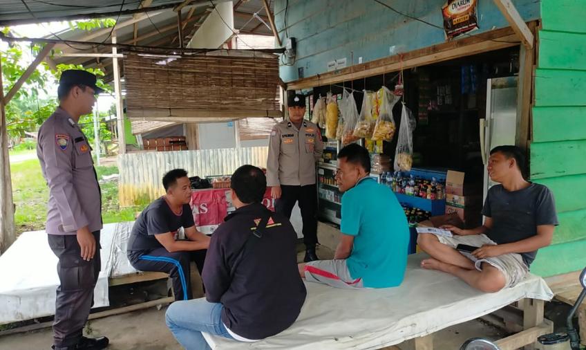 Jumat Curhat,  Polsek Seluma Tampung Aspirasi  Warga Kelurahan Talang Saling