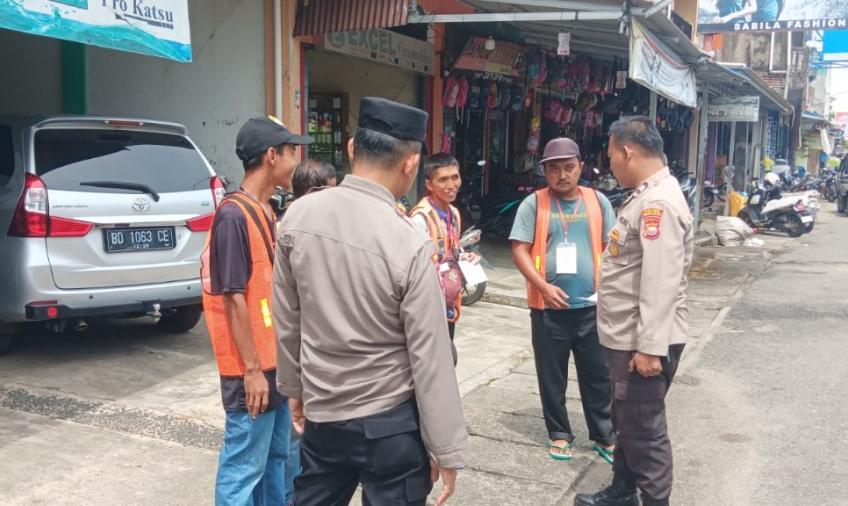 Satgas Preventif Ops Ketupat Nala 2024 BS Sambang Warga Sembari Berikan Imbauan