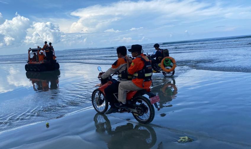 Sinergitas Basarnaz dan Tim Patroli Pantai beserta Stakeholder Lainnya Lakukan Patroli, Pemantauan dan Imbauan di lokasi Pantai Panjang