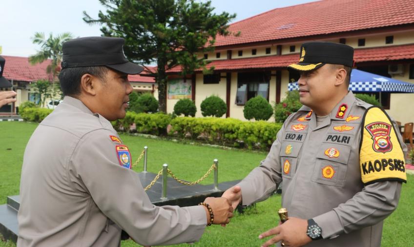 Kapolres Kepahiang Beserta PJU Polres Kepahiang Laksanakan Halal Bihalal Dalam Rangka Idul Fitri 1445 H 