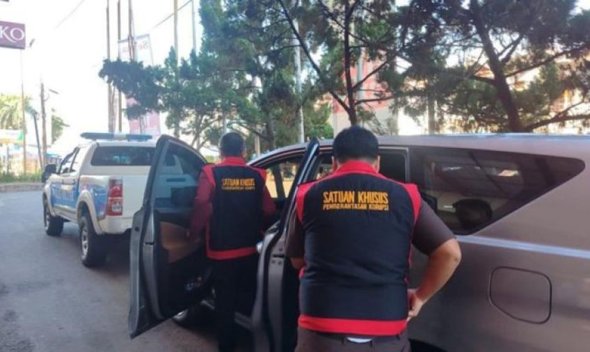 Kejati Bengkulu melalui tim Pidsus melakukan penyitaan terhadap aset Mega Mall pada Rabu, 21 Mei 2025. (Inspirasinews.co.id)