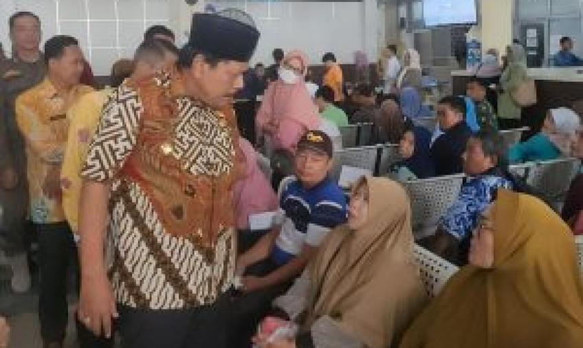 Wakil Gubernur Bengkulu, Mian, melakukan inspeksi mendadak ke RSUD M. Yunus Bengkulu pada Kamis (22/5). (Inspirasinews.co.id)