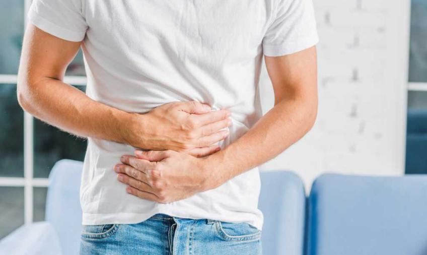7 Cara Ampuh Mengatasi Perut Kembung yang Terus Menerus. 