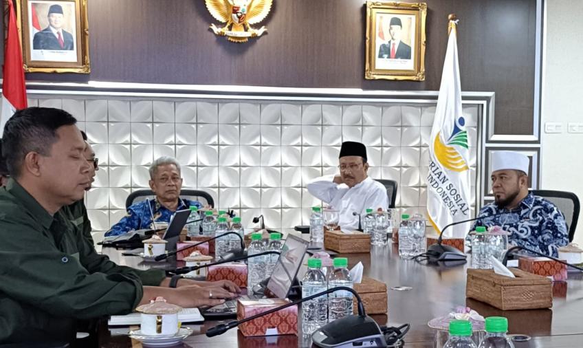 Helmi Hasan saat pertemuan di Jakarta