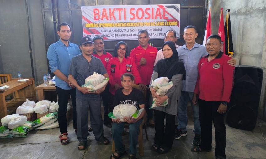 Pemuda Batak Bersatu Rejang Lebong Gelar Bhakti Sosial Bersama Polda Bengkulu