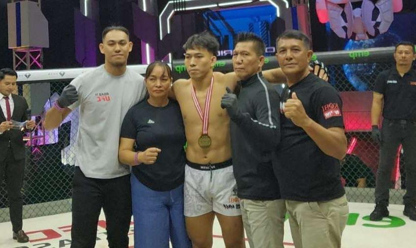 Atlet MMA Bengkulu Deni Arif Menang K.O Lawan Sumut