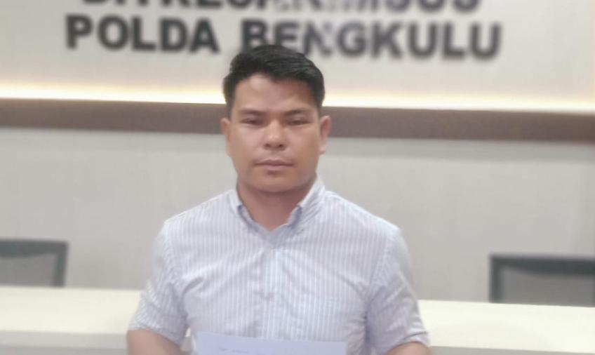 Laporan terkait dugaan pelanggaran ini disampaikan warga Lebong, IW, beberapa minggu lalu ke Mapolda Bengkulu.