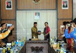 Gubernur Bengkulu Terbaik Se-Asia Dalam Pengembangan Komoditas Pertanian